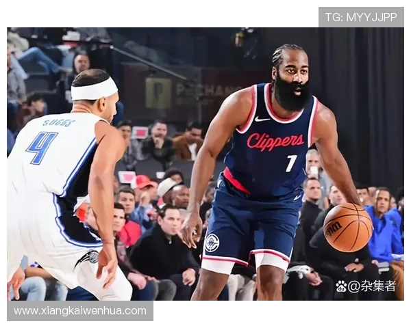 哈登谈阿伦与祖巴茨风格差异强调适应新队友的比赛节奏